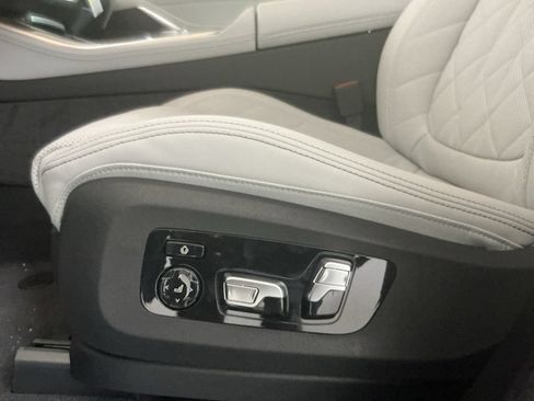 Used 2026 BMW X5 M60i AWD/4WD image 21