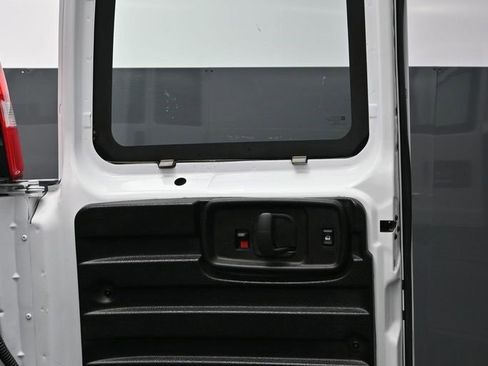 Used 2024 GMC Savana 2500 w/ Driver Convenience Package image 17
