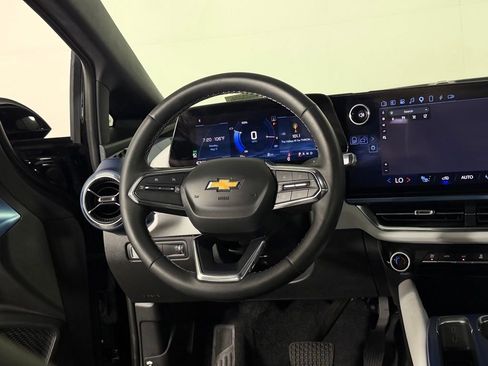 Used 2024 Chevrolet Equinox EV LT FWD image 14