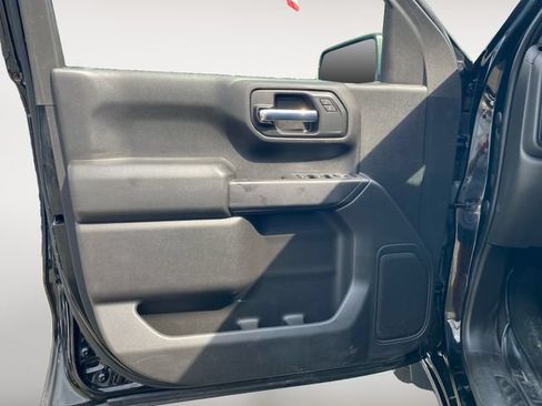 Used 2021 Chevrolet Silverado 1500 Custom AWD/4WD image 16