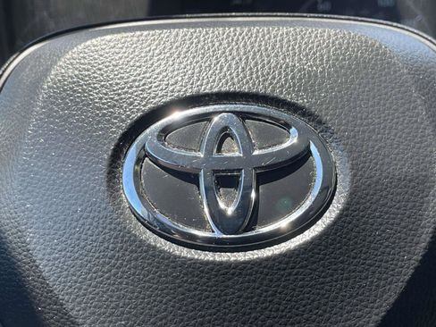Used 2024 Toyota Corolla LE FWD image 24