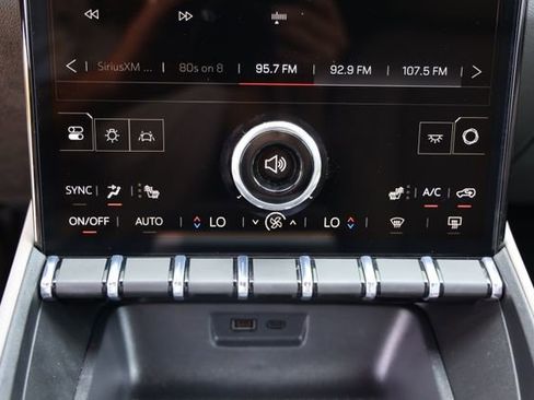 New 2026 GMC Terrain Elevation w/ Elevation Premium Package FWD image 20