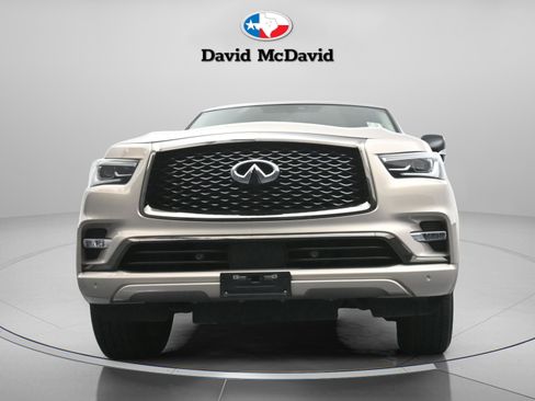 Used 2023 INFINITI QX80 Premium Select w/ All-Season Package image 30