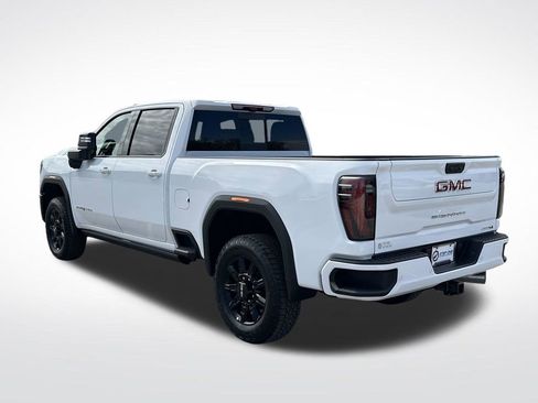 New 2026 GMC Sierra 2500 AT4 w/ AT4 Premium Plus Package AWD/4WD image 5