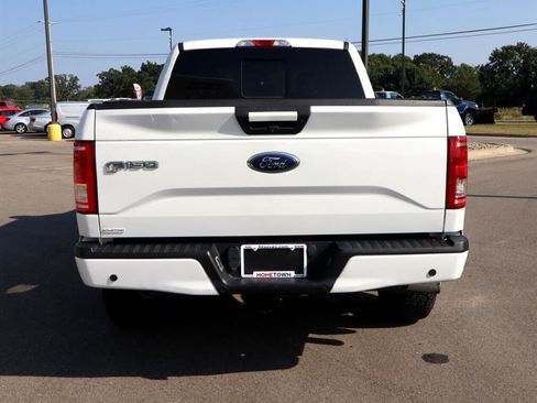 Used 2017 Ford F150 XLT w/ Equipment Group 302A Luxury image 5