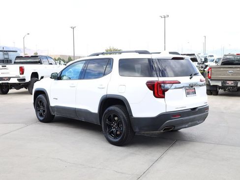 Used 2022 GMC Acadia AT4 w/ Preferred Package AWD/4WD image 4