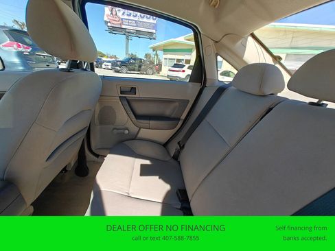 Used 2010 Ford Focus S image 12