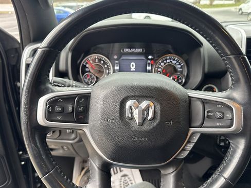 Used 2022 RAM 1500 Big Horn AWD/4WD image 31