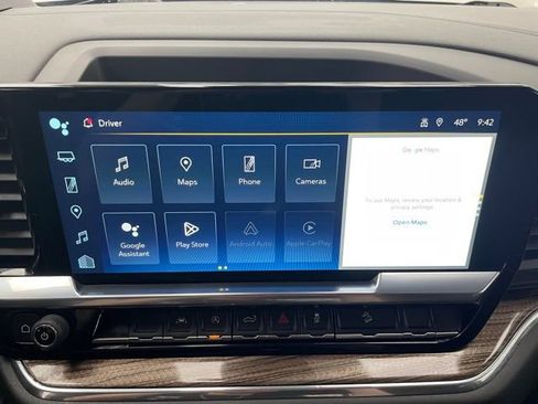 Used 2023 Chevrolet Silverado 1500 RST w/ Convenience Package II image 3