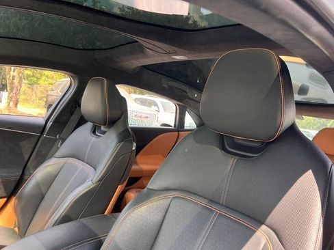 Used 2022 Lucid Air Grand Touring AWD/4WD image 14
