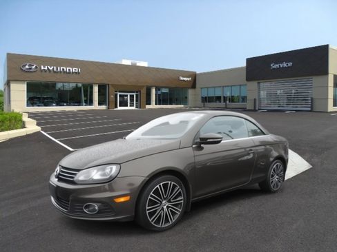 Used 2015 Volkswagen Eos Final Edition image 1