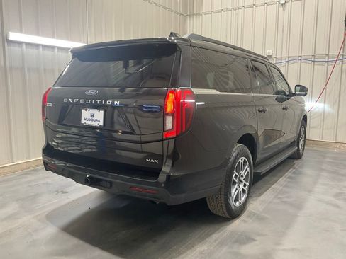 Used 2025 Ford Expedition Max Active AWD/4WD image 28