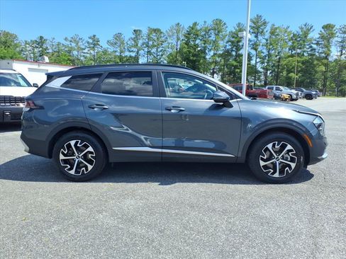 Used 2023 Kia Sportage EX w/ EX Premium Package AWD/4WD image 3