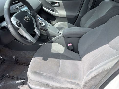 Used 2010 Toyota Prius Two FWD image 5