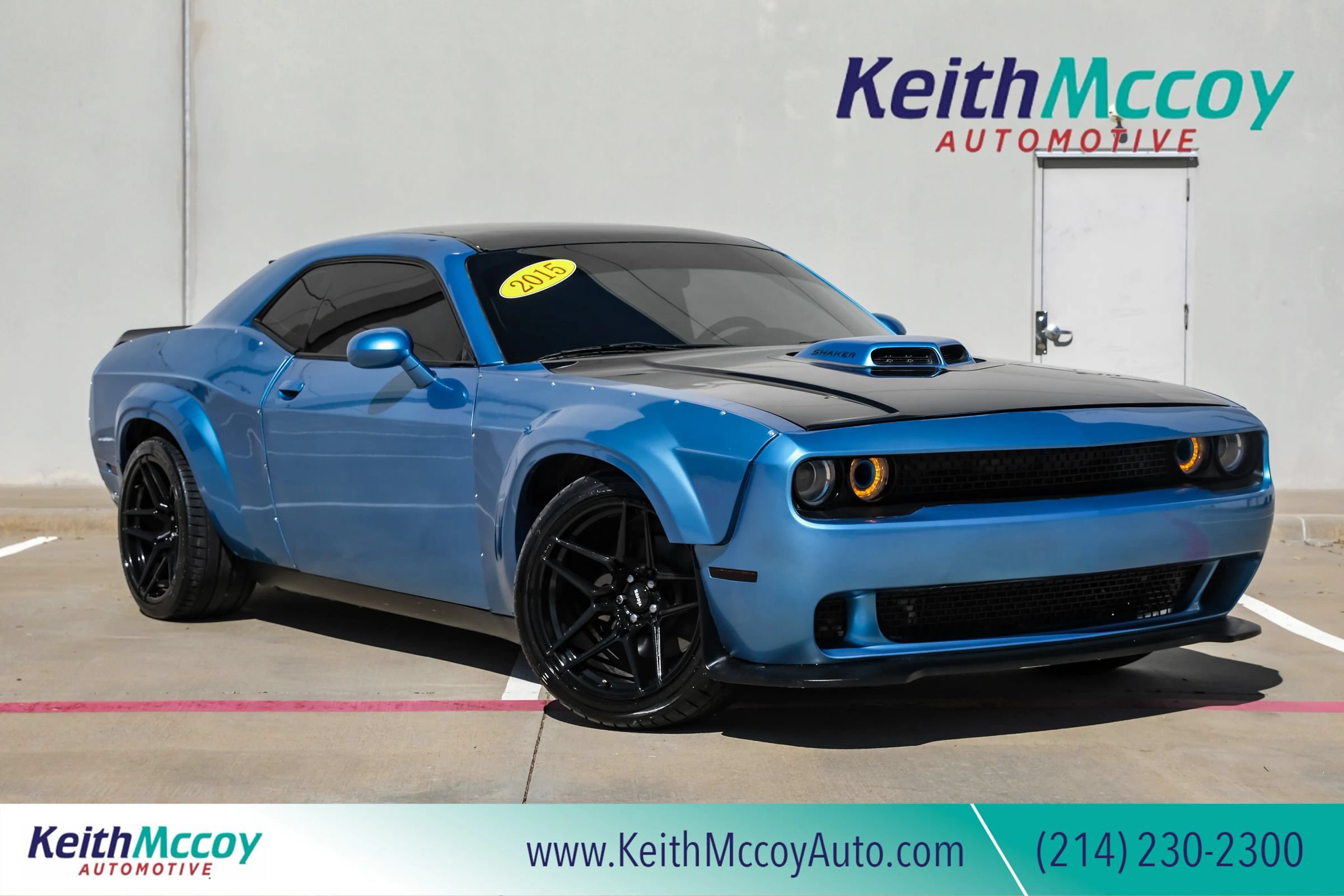 Used 2015 Dodge Challenger R/T RWD image 1