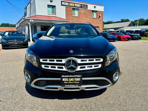 Used 2018 Mercedes-Benz GLA 250 4MATIC image 2