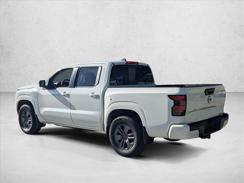 Certified 2025 Nissan Frontier SV w/ SV Convenience Package image 8