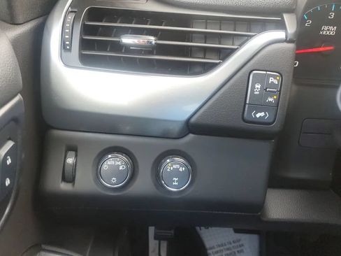 Used 2017 Chevrolet Tahoe LT AWD/4WD image 14