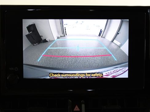 Used 2024 Toyota Corolla Cross LE FWD image 20