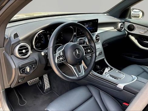 Used 2022 Mercedes-Benz GLC 300 4MATIC image 13