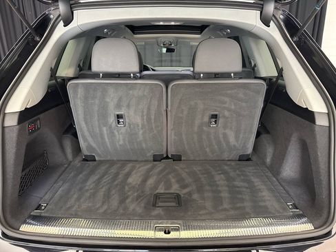 Used 2020 Audi Q7 3.0T Premium Plus w/ Premium Plus Package AWD/4WD image 23