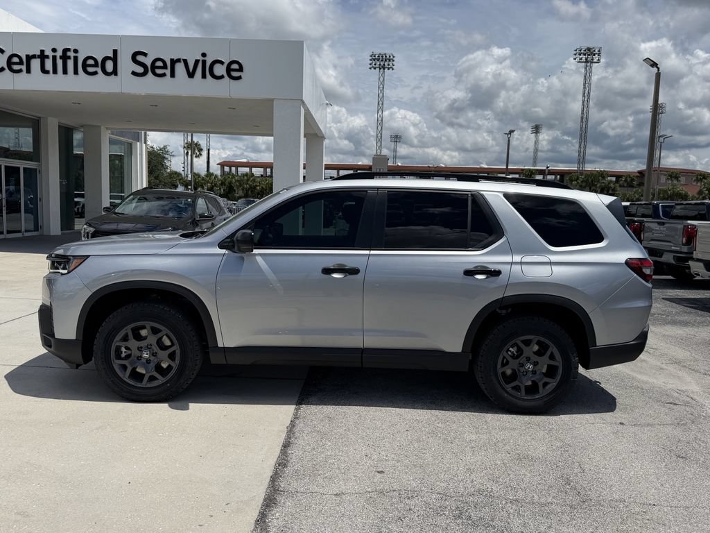 New 2026 Honda Pilot TrailSport image 6