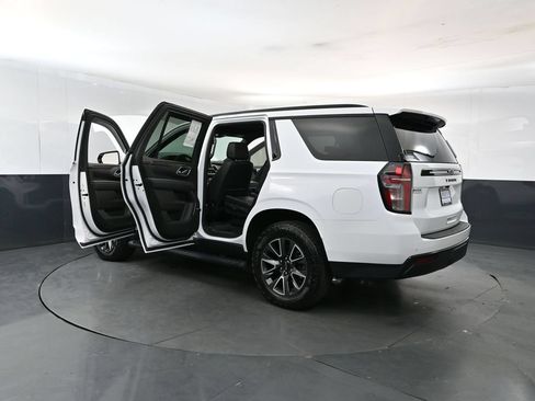 Used 2024 Chevrolet Tahoe Z71 w/ Luxury Package AWD/4WD image 28