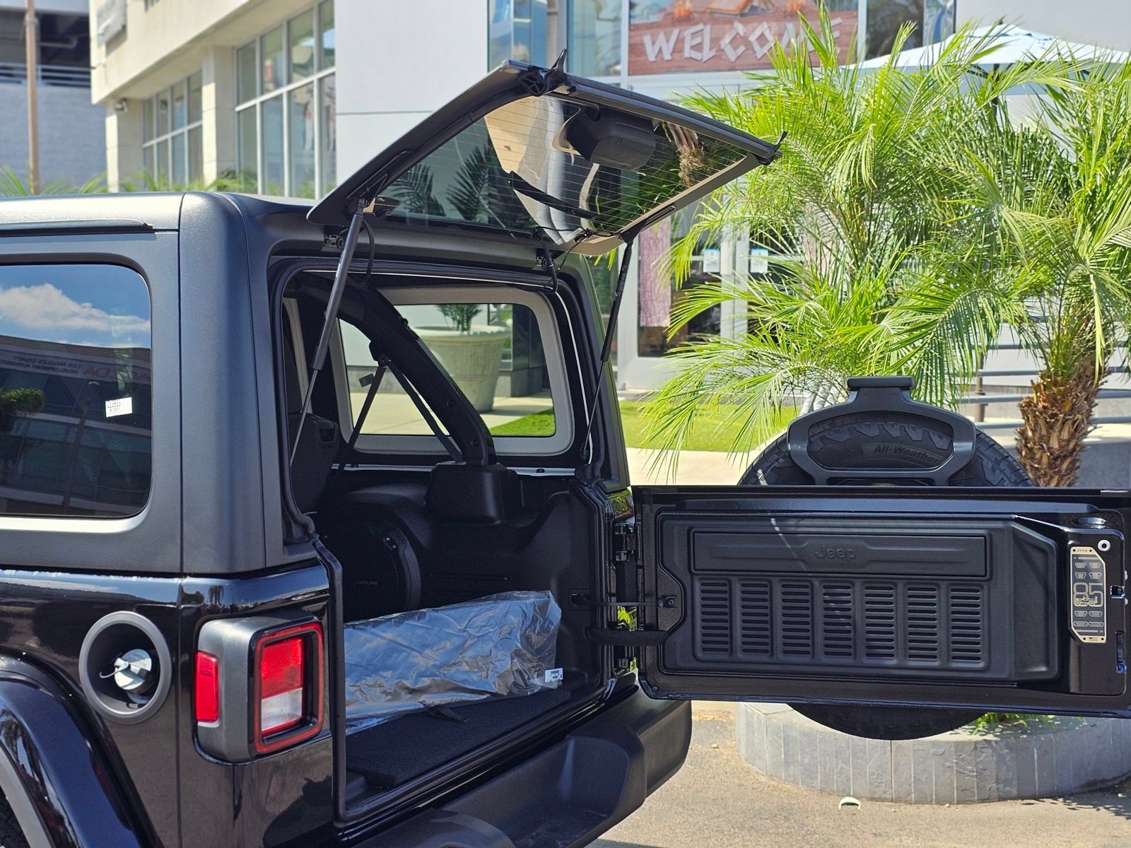 New 2026 Jeep Wrangler Unlimited Sport AWD/4WD image 11