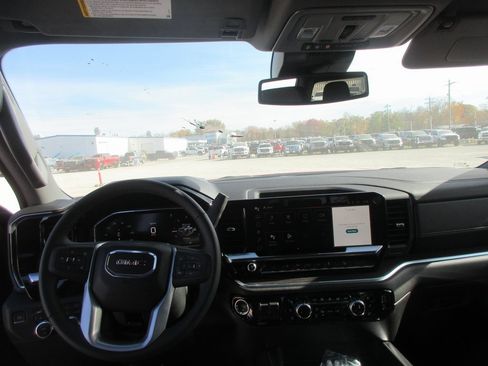 New 2026 GMC Sierra 3500 SLT image 16