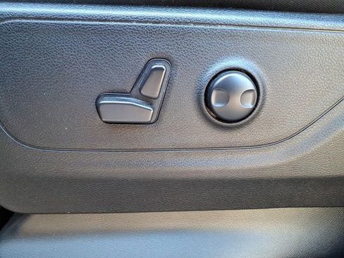 Certified 2023 RAM 1500 Big Horn AWD/4WD image 15