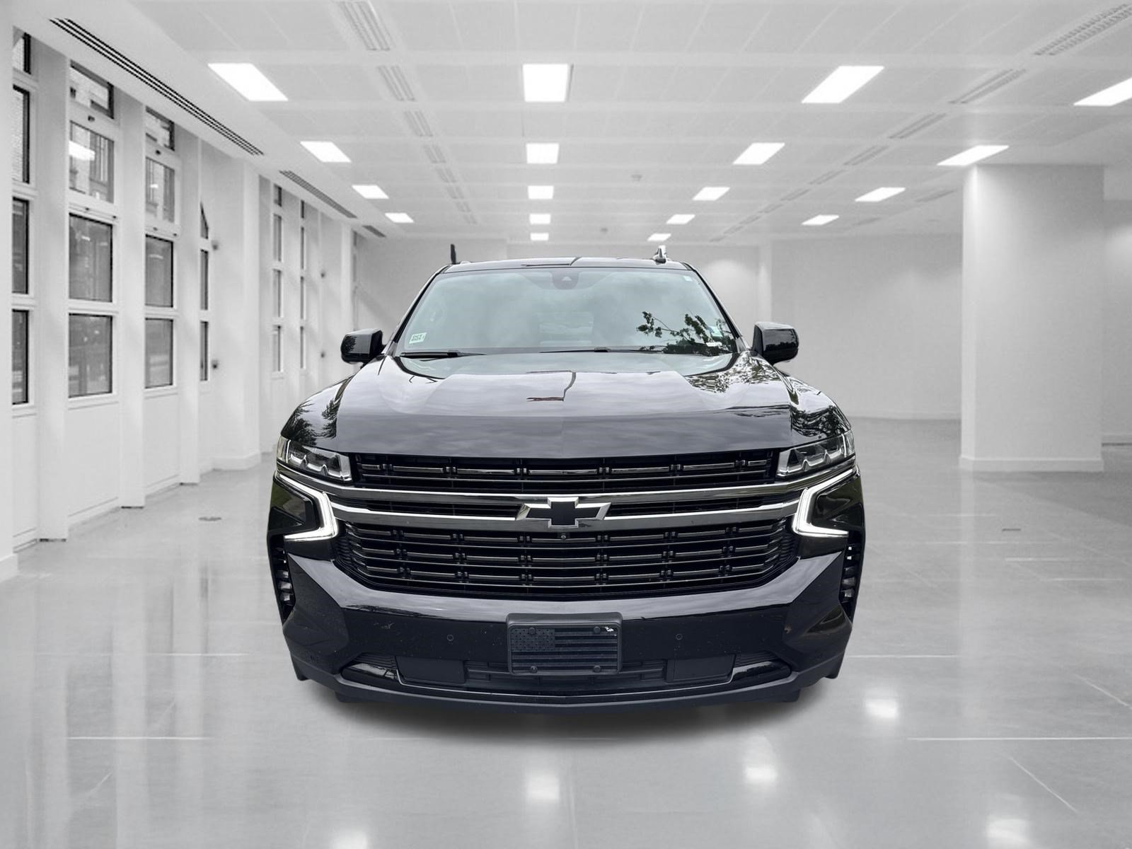 Used 2022 Chevrolet Tahoe RST w/ Sport Performance Package AWD/4WD image 2
