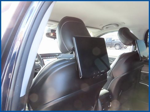 Certified 2023 Jeep Grand Cherokee L Limited w/ Luxury Tech Group II image 12