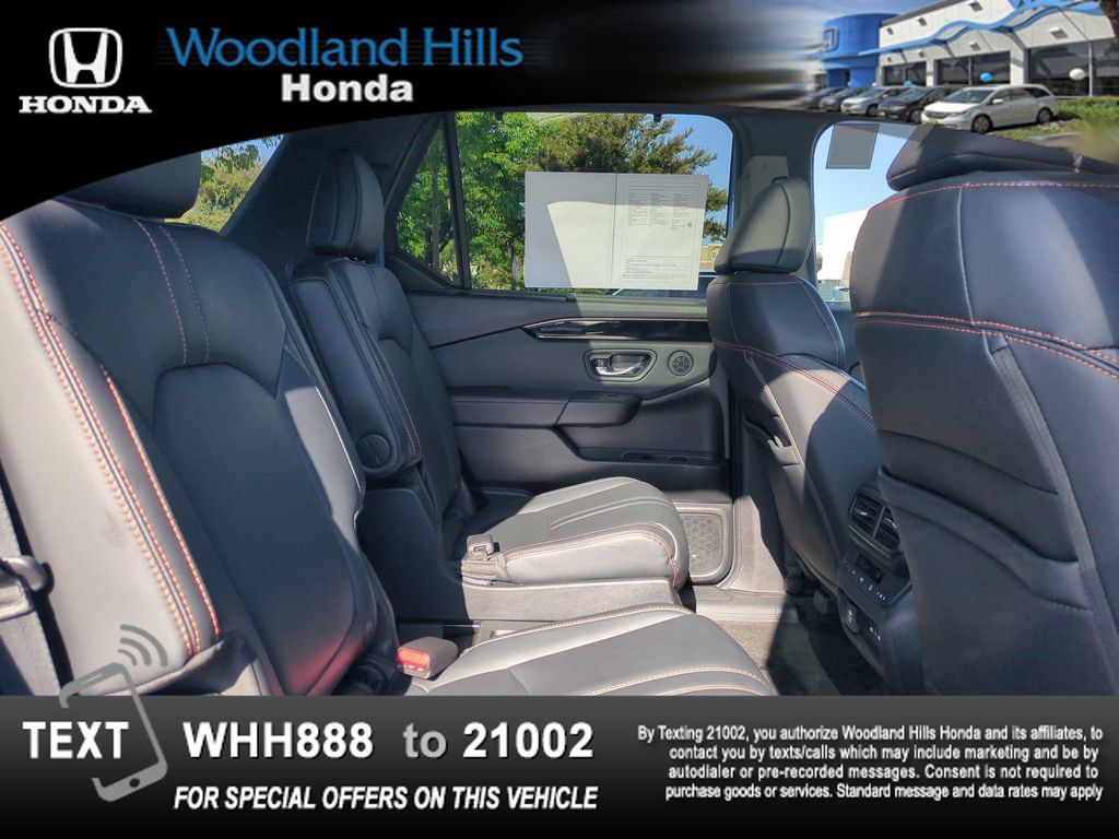 Certified 2024 Honda Pilot TrailSport image 23