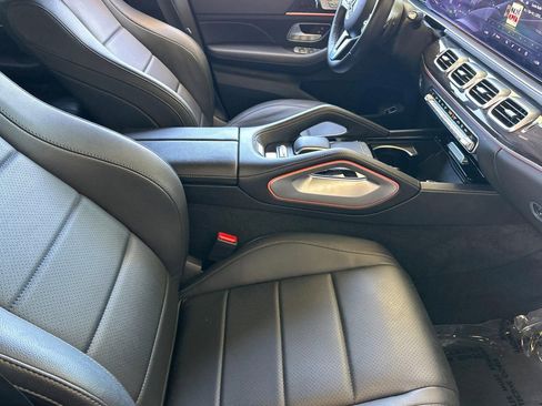 Used 2022 Mercedes-Benz GLS 450 4MATIC image 31