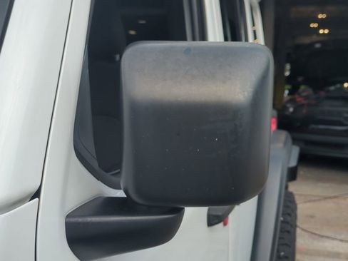 Used 2022 Jeep Wrangler Unlimited Sport w/ Xtreme Recon 35" Tire Package image 13