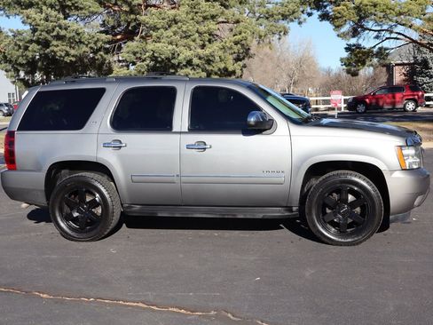 Used 2009 Chevrolet Tahoe LTZ image 3