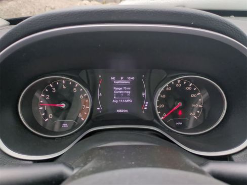 Certified 2019 Jeep Compass Altitude image 33