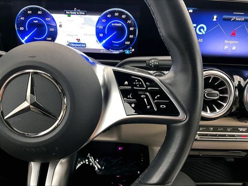 Certified 2024 Mercedes-Benz EQB 250+ image 22