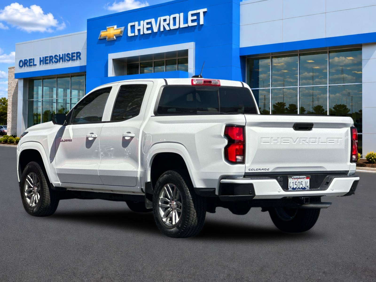 New 2025 Chevrolet Colorado LT w/ LT Convenience Package RWD image 6