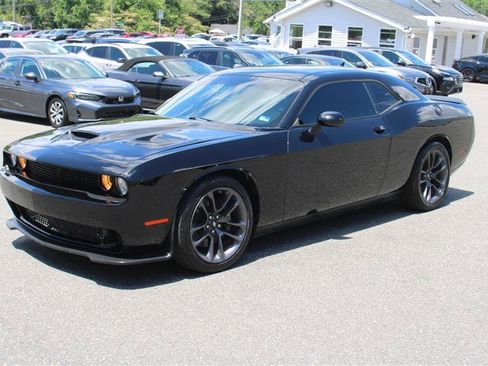 Used 2022 Dodge Challenger R/T Scat Pack w/ Plus Package RWD image 4