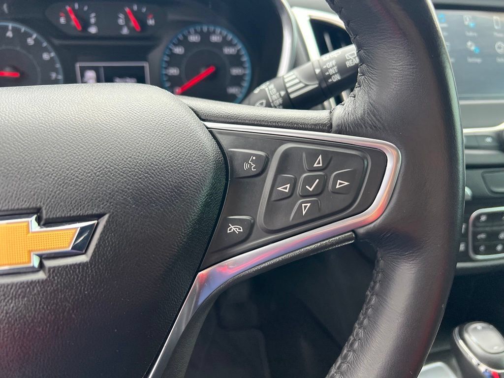 Used 2018 Chevrolet Equinox LT FWD image 40