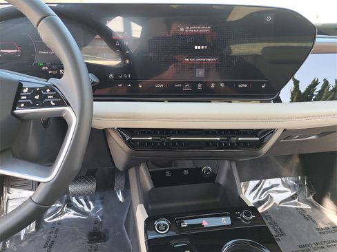 New 2025 Audi A6 e-tron Premium image 21