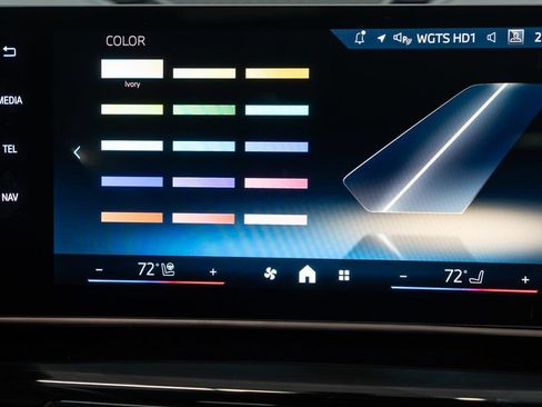 Used 2025 BMW X1 xDrive28i w/ M Sport Line w/ M Sport Package image 21