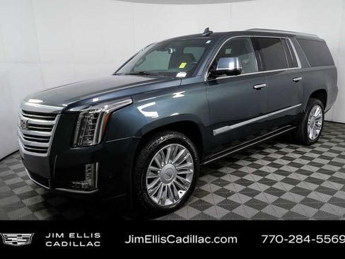 Used 2020 Cadillac Escalade ESV Platinum image 28