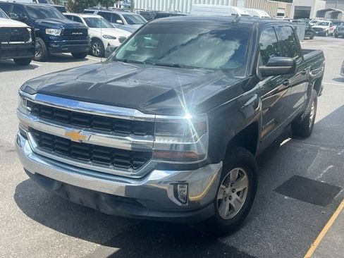 Used 2017 Chevrolet Silverado 1500 LT w/ All Star Edition RWD image 2
