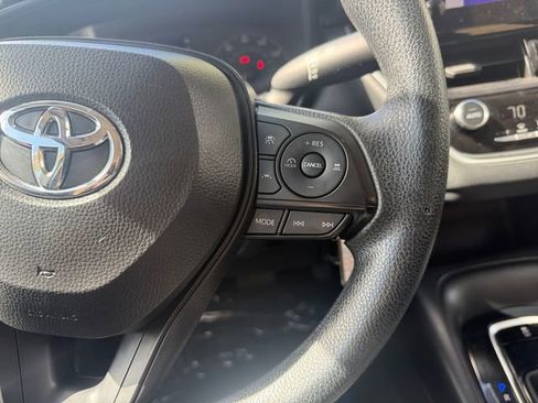 Used 2024 Toyota Corolla LE FWD image 16