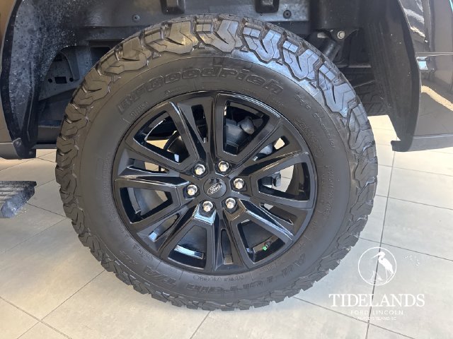 Certified 2024 Ford F150 Platinum w/ FX4 Off-Road Package AWD/4WD image 33
