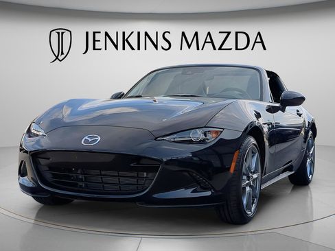 Used 2023 MAZDA MX-5 Miata Grand Touring image 3