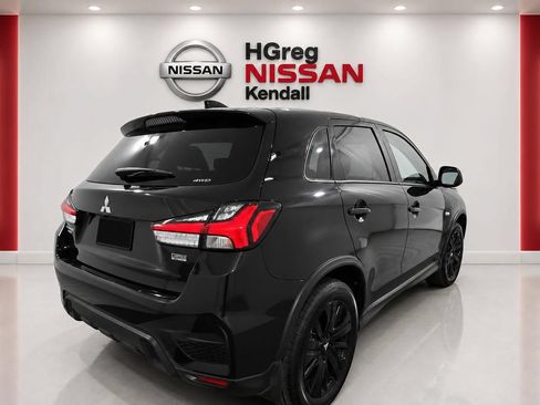 Used 2024 Mitsubishi Outlander Sport LE AWD/4WD image 4