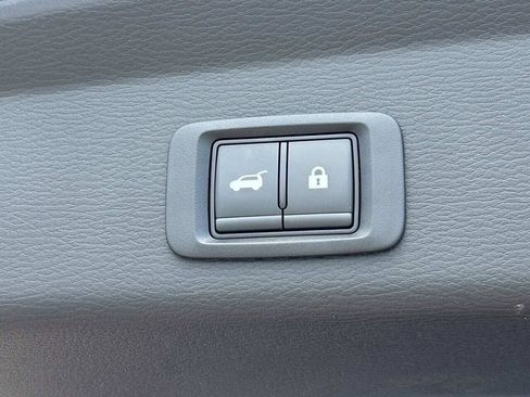 New 2026 Nissan Rogue Platinum image 15